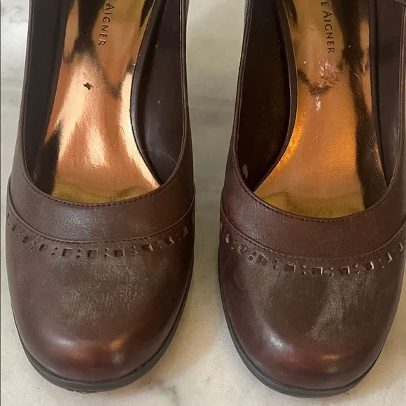 Classy Brown Mary Jane Heels - Picture 6 of 12